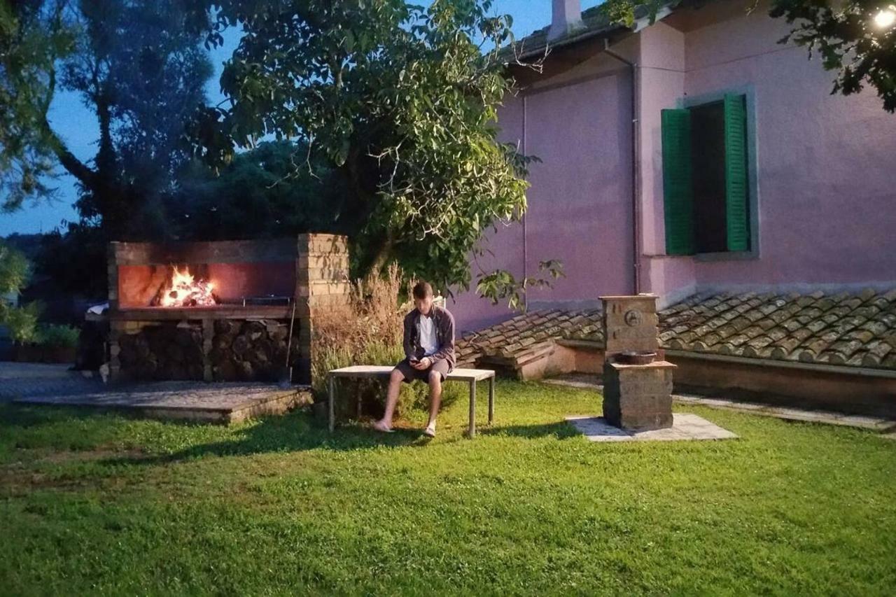 Piccolo Casale A "Le Moline" In Una Vera Fattoria Vetralla Extérieur photo
