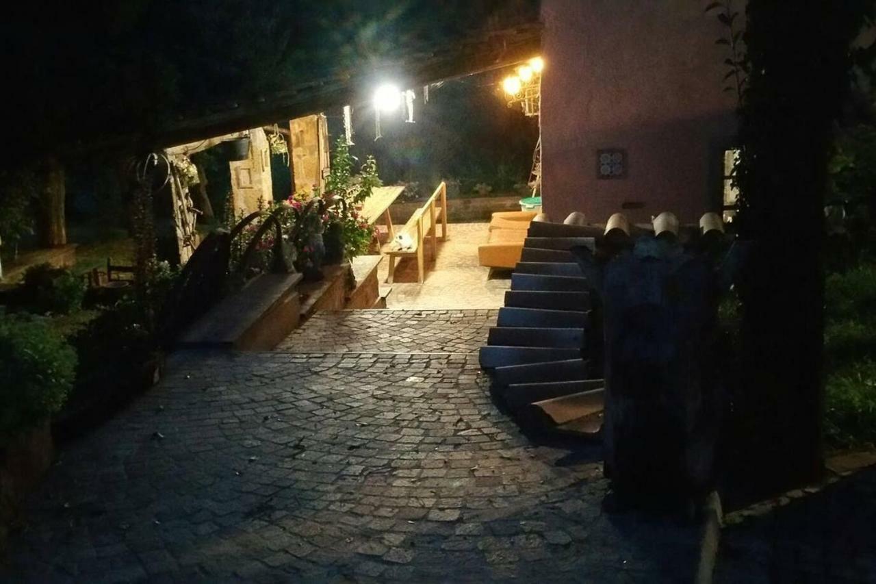 Piccolo Casale A "Le Moline" In Una Vera Fattoria Vetralla Extérieur photo